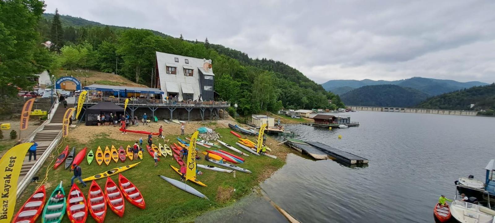 Hotel Pescarus Port Bicaz Eksteriør bilde