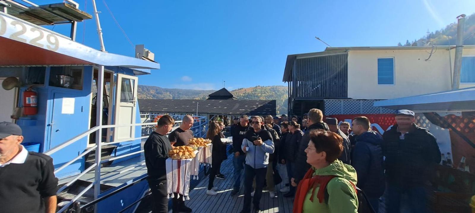Hotel Pescarus Port Bicaz Eksteriør bilde