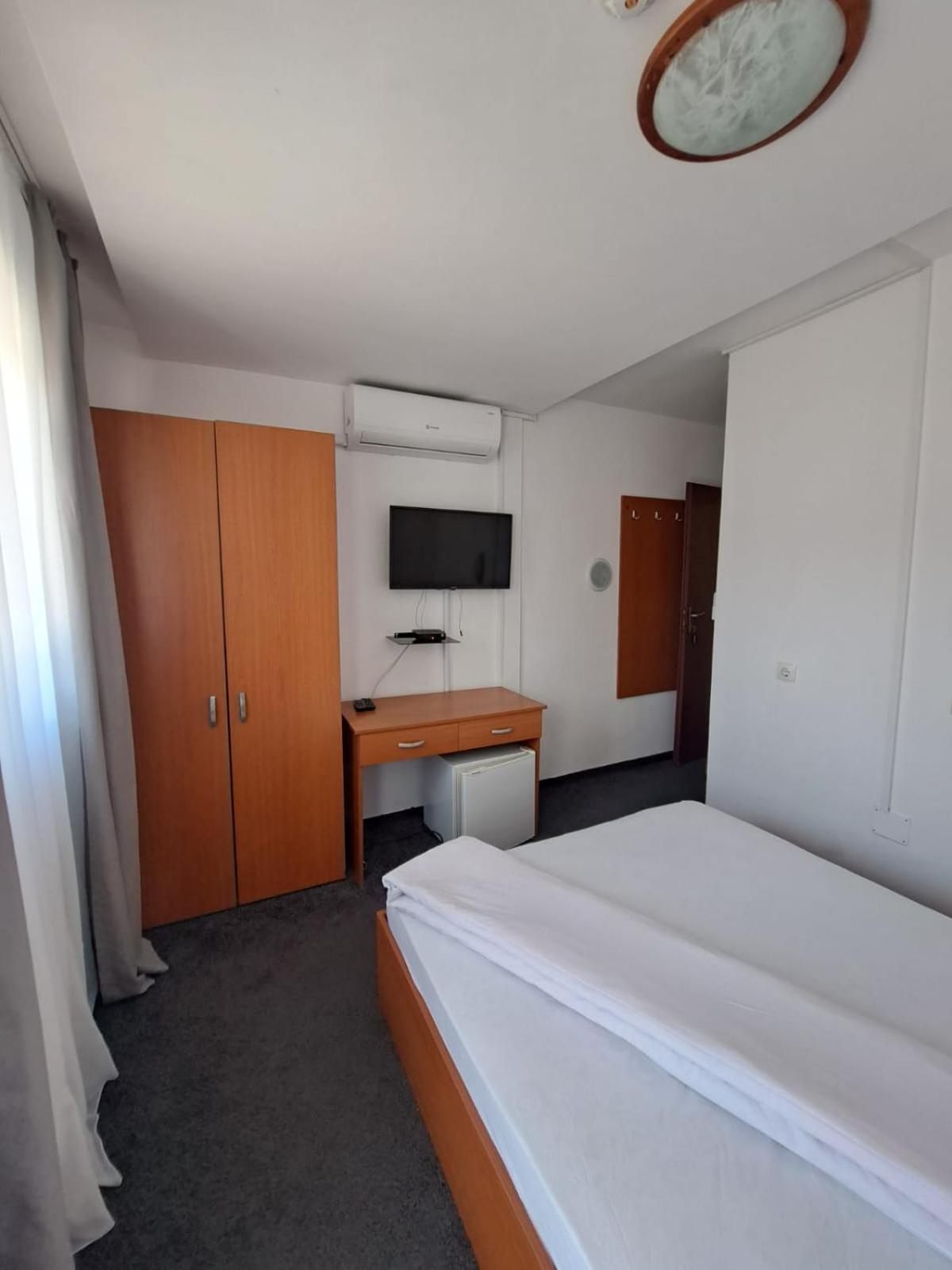 Hotel Pescarus Port Bicaz Eksteriør bilde