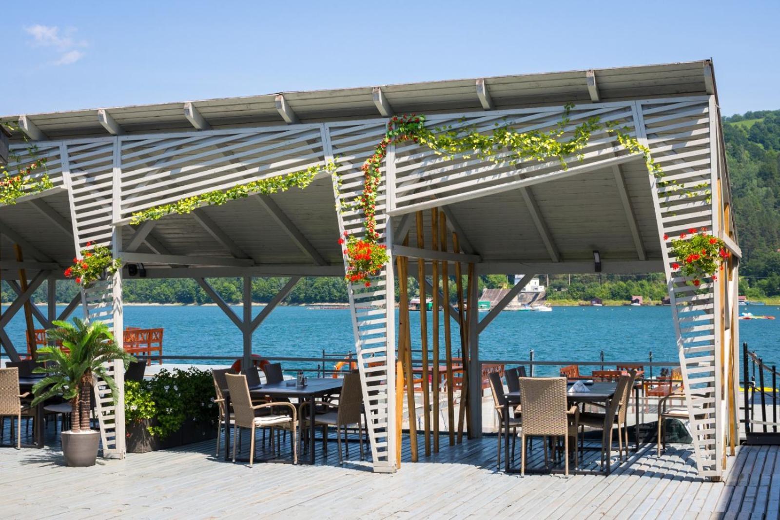 Hotel Pescarus Port Bicaz Eksteriør bilde
