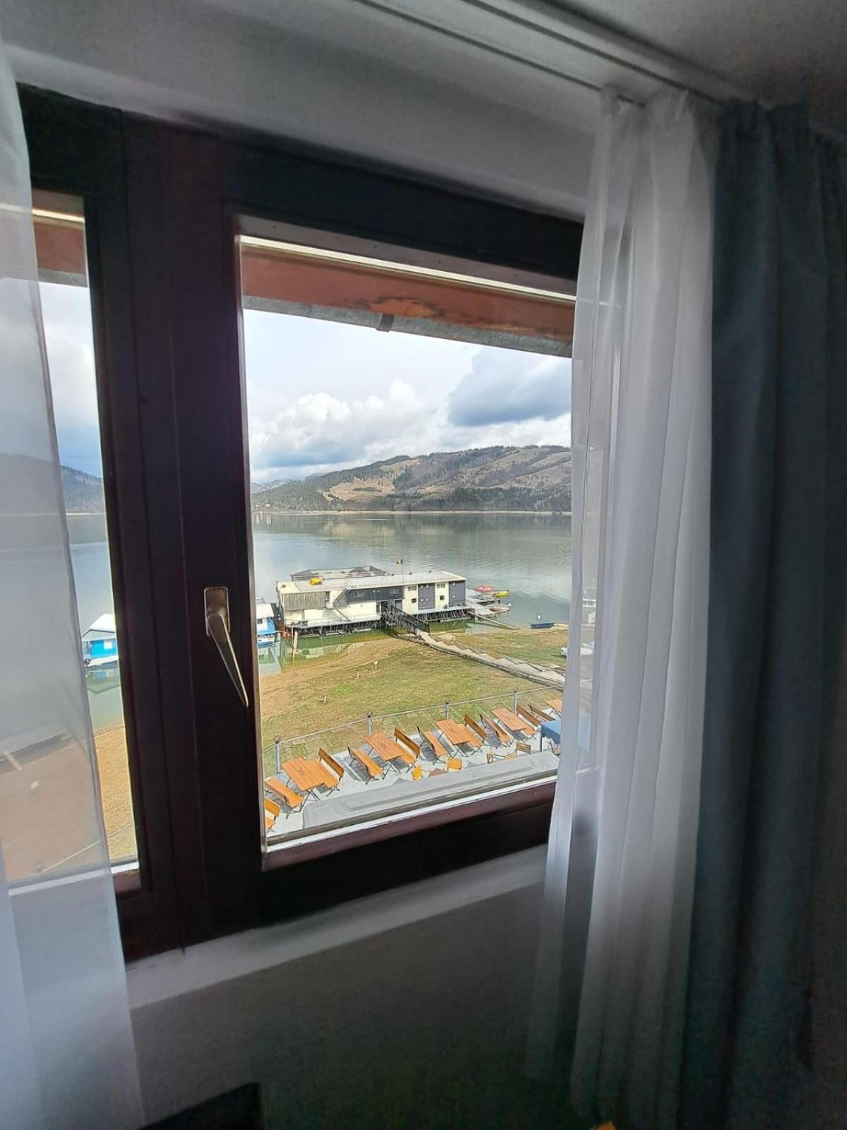 Hotel Pescarus Port Bicaz Eksteriør bilde
