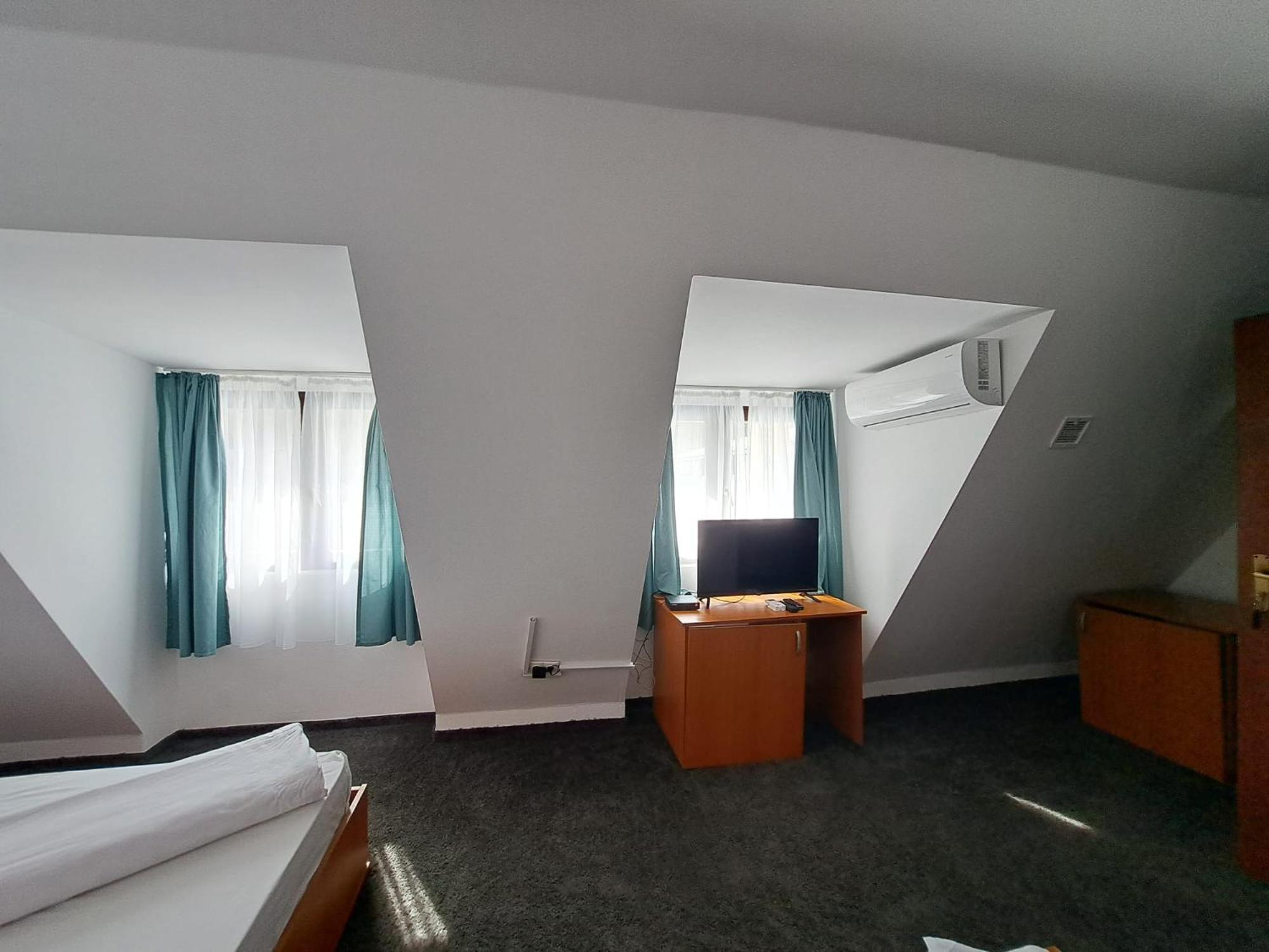 Hotel Pescarus Port Bicaz Eksteriør bilde