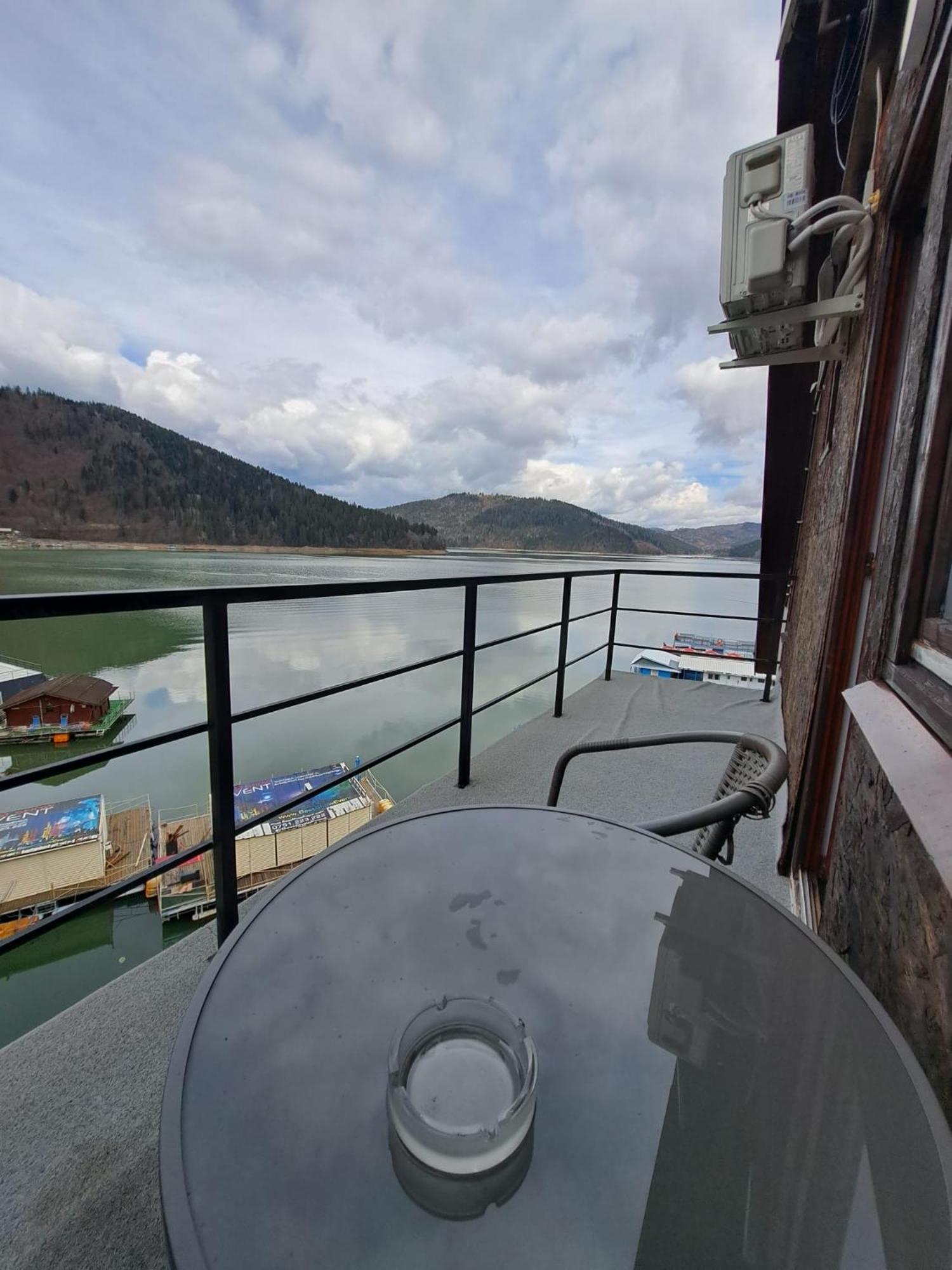 Hotel Pescarus Port Bicaz Eksteriør bilde